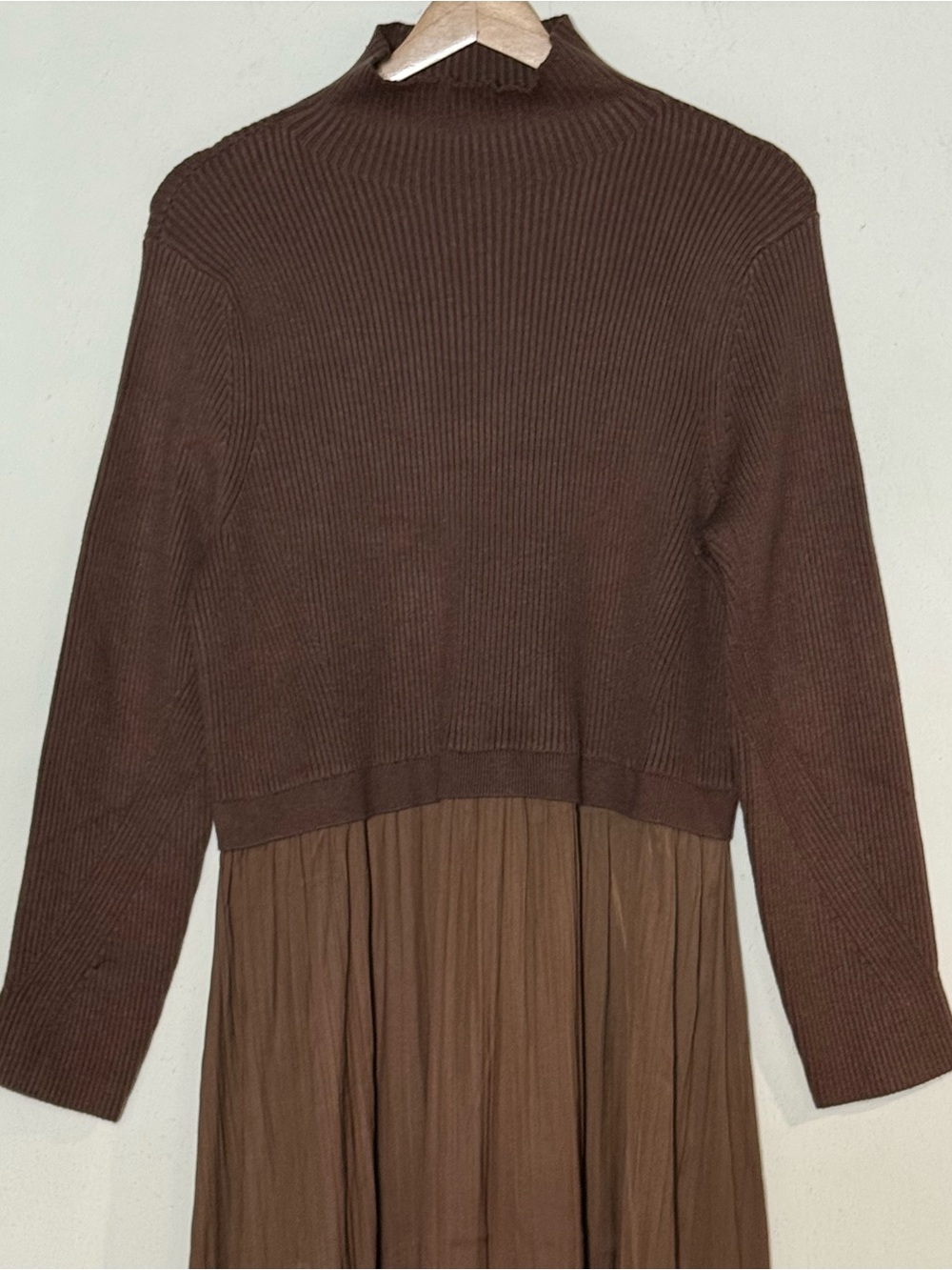 Anthropologie Twofer Knit Ribbed Satin Pleated Maxi Dress Size 2X Brown - Picture 5 of 14